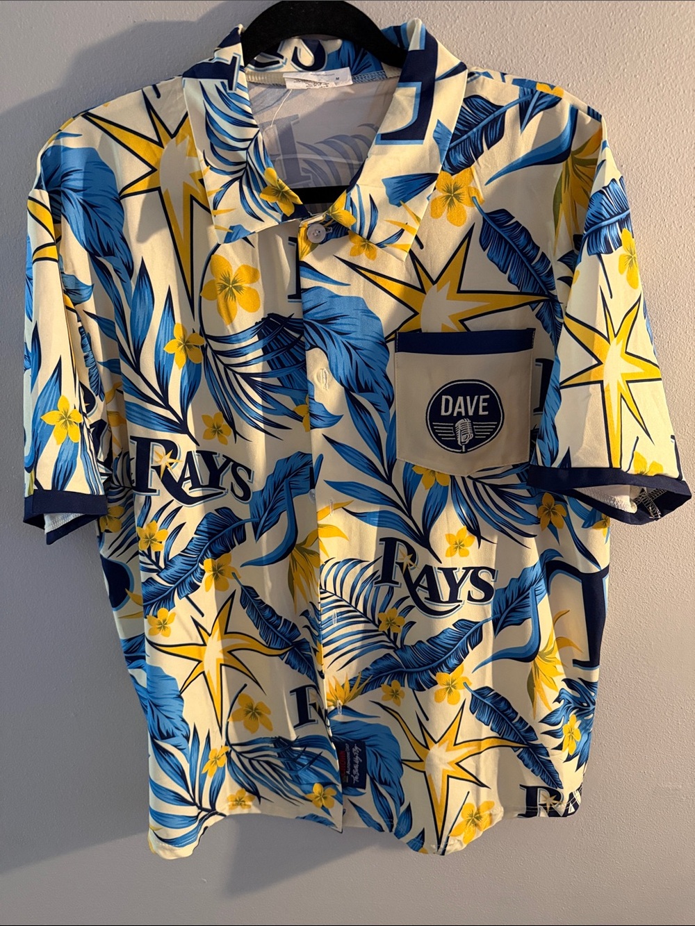 Tampa Bay Rays Men's Short-Sleeve Floral Button-Up Shirt  Size M